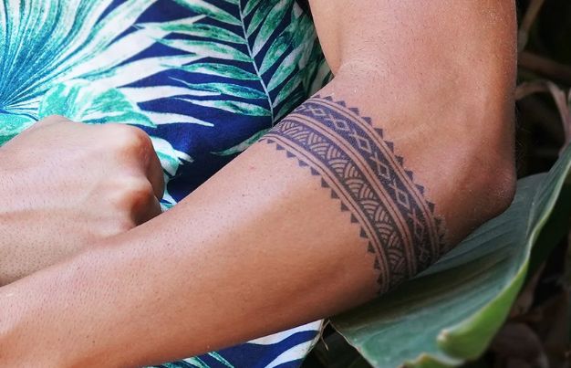 Minimalist Dotwork Bands